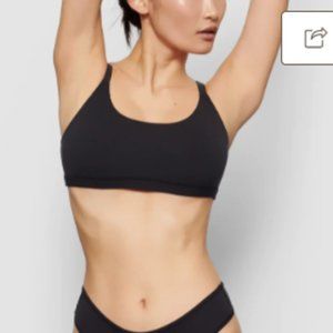 SKIMS (Black) Buttery Soft Scoop Neck Bra